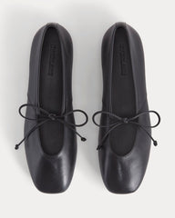 Leather Keyhole Flat | Black