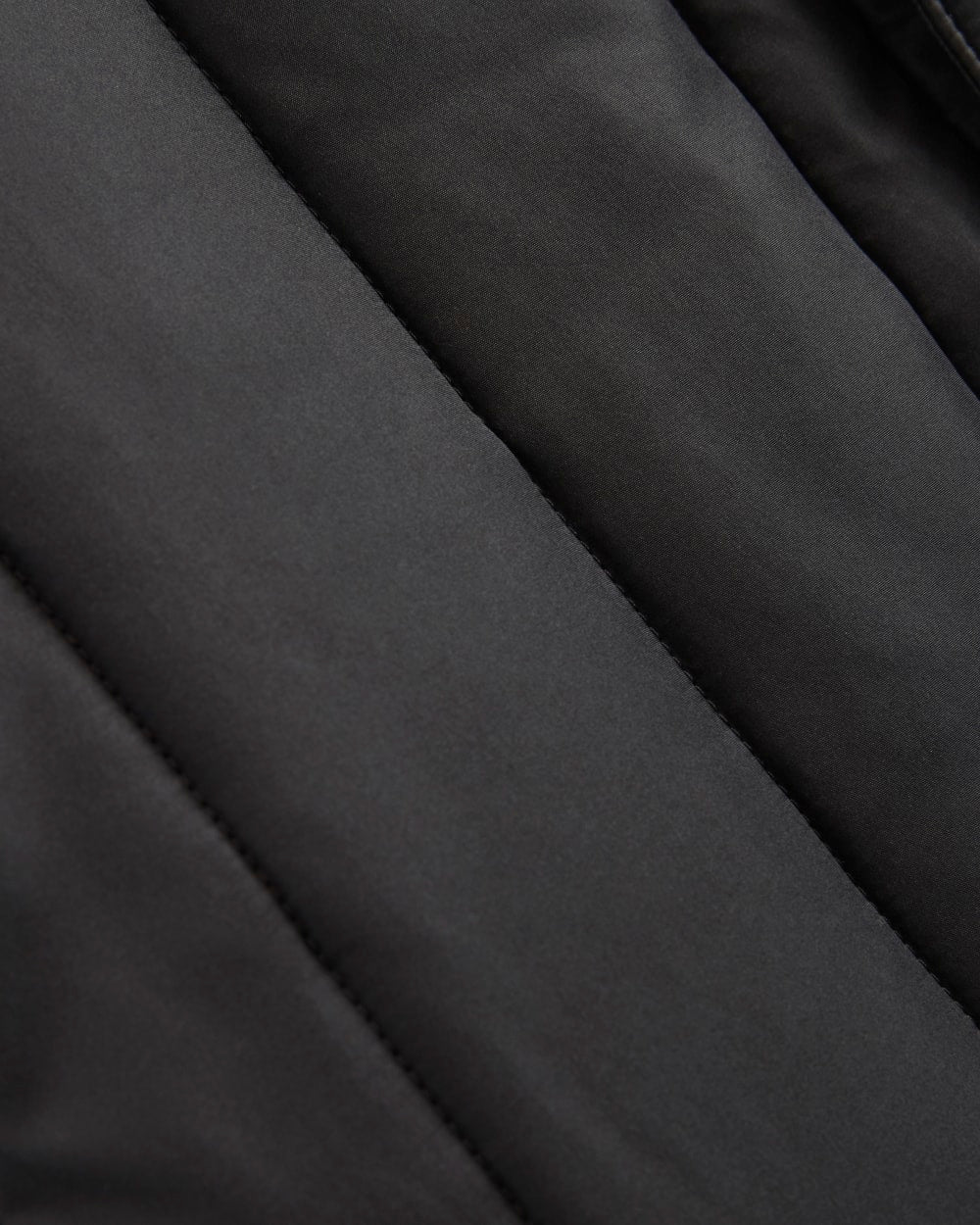 ReNew Vertical-Quilted Jacket | Black