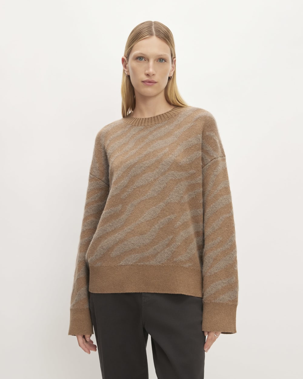 The Alpaca Tiger Jacquard Crewneck | Camel / Medium Brown