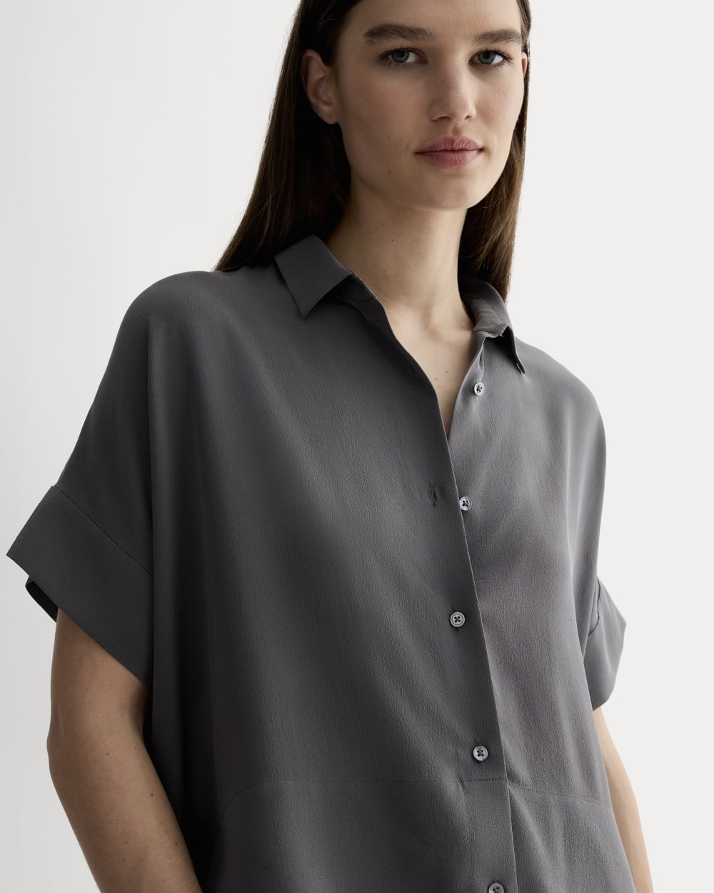 The Boxy Shirt in Washable Silk | Graphite