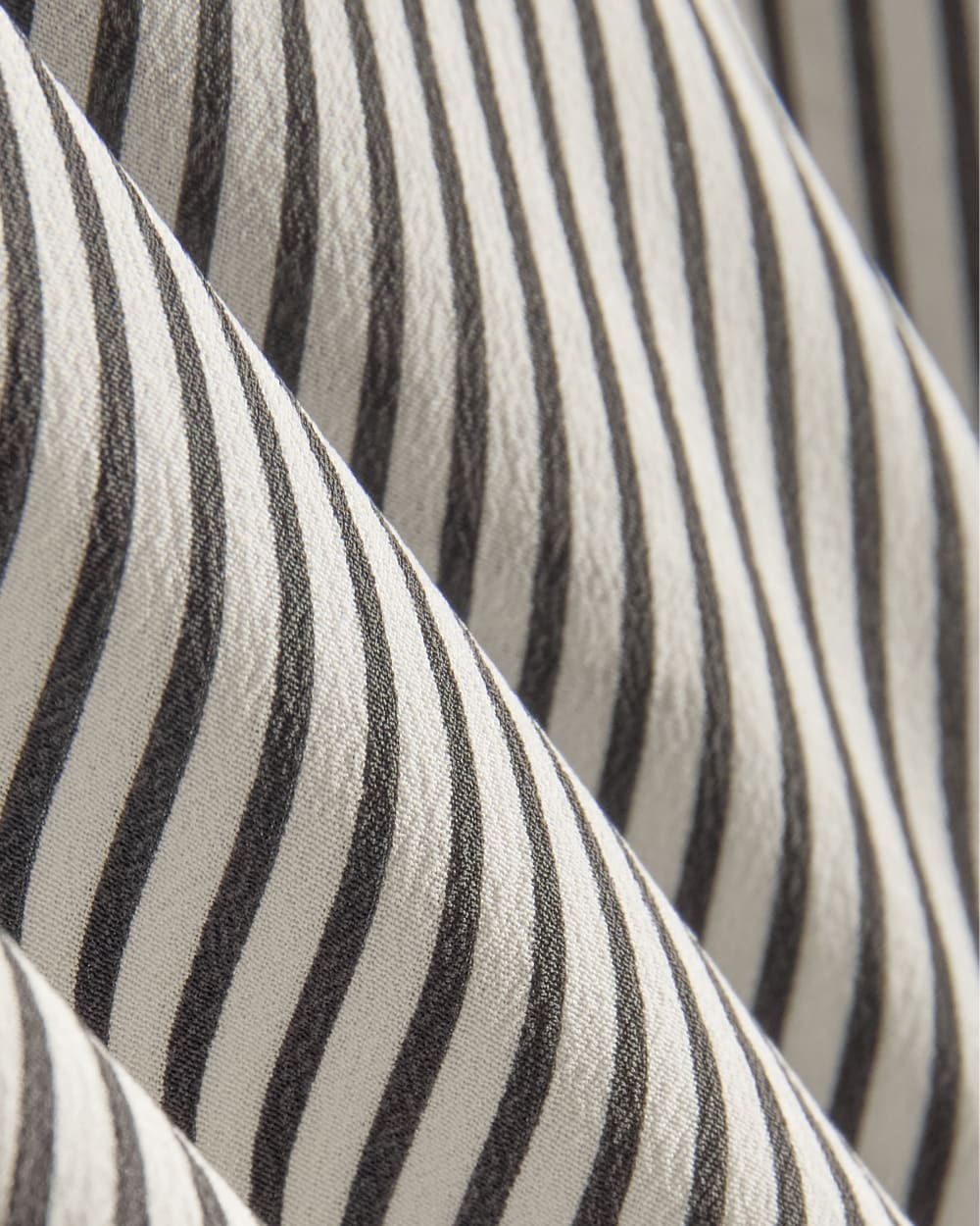 The Boxy Shirt in Washable Silk | Black Micro Stripe