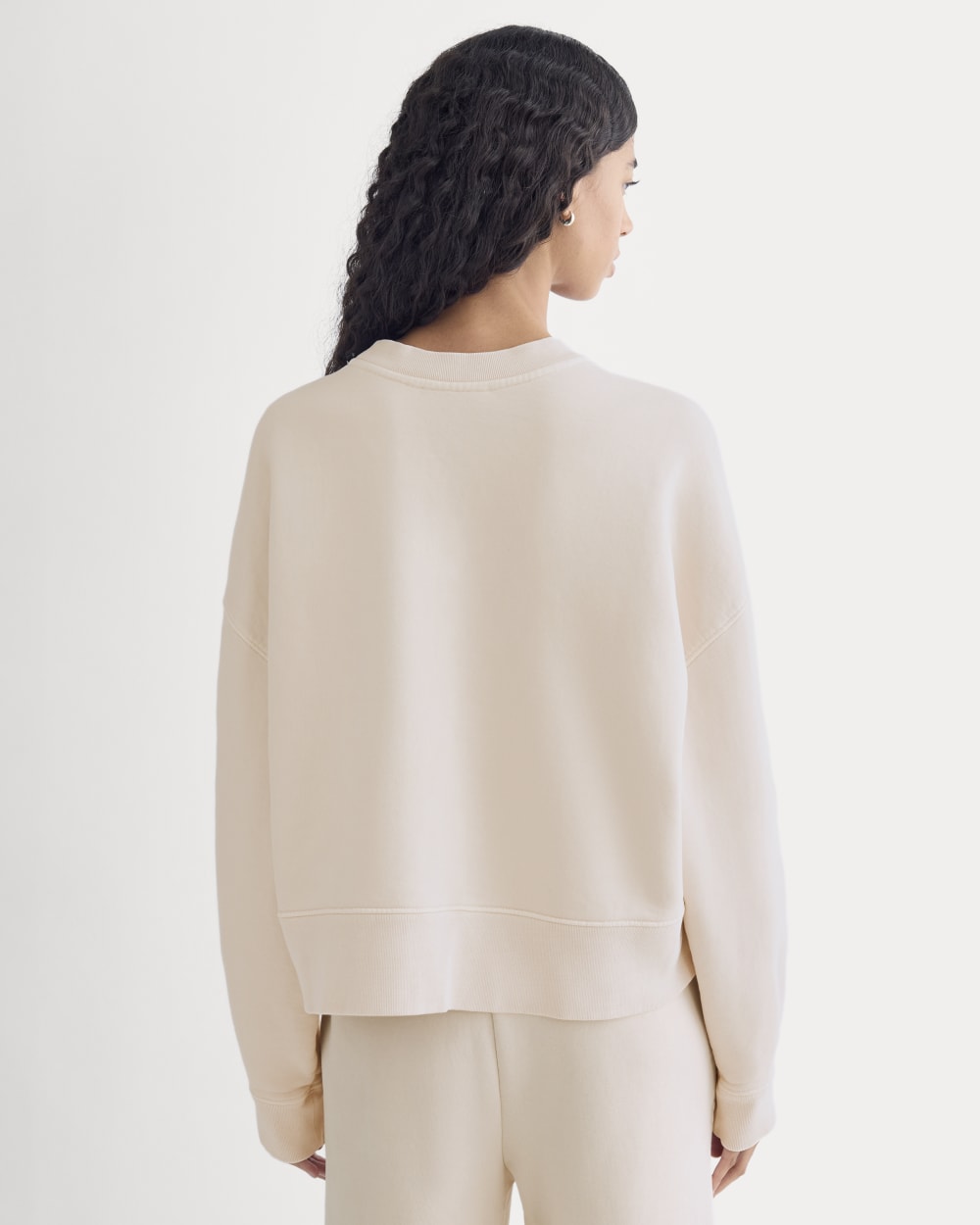Everlane x The Laufey Foundation Cropped Sweatshirt | Pale Peony