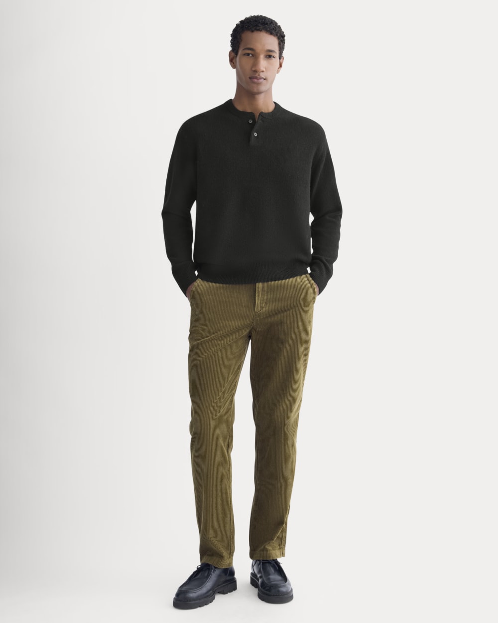Henley in Wool Cashmere |  Black