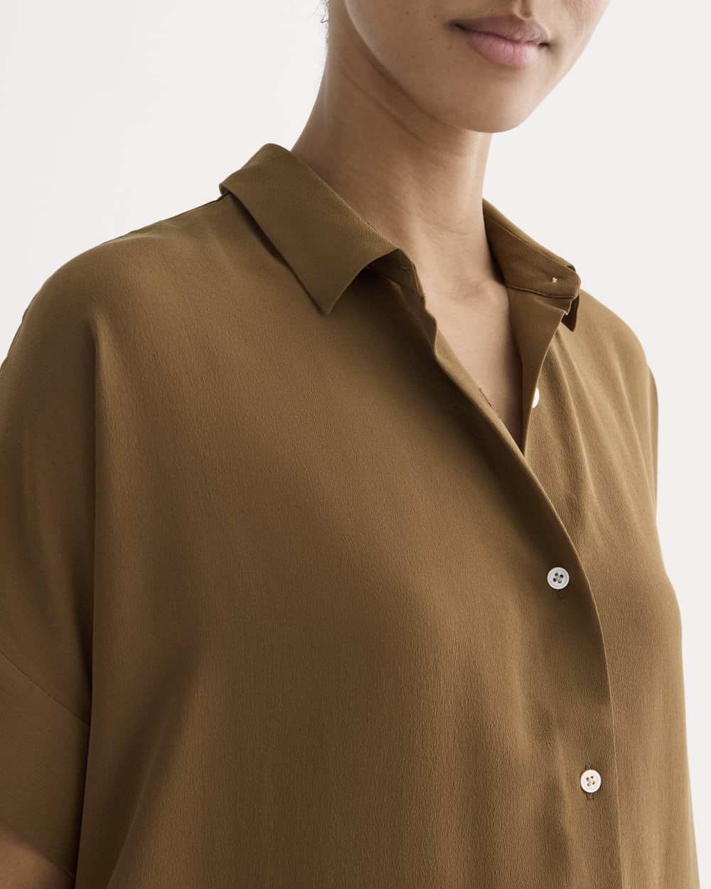 The Boxy Shirt in Washable Silk | Toffee