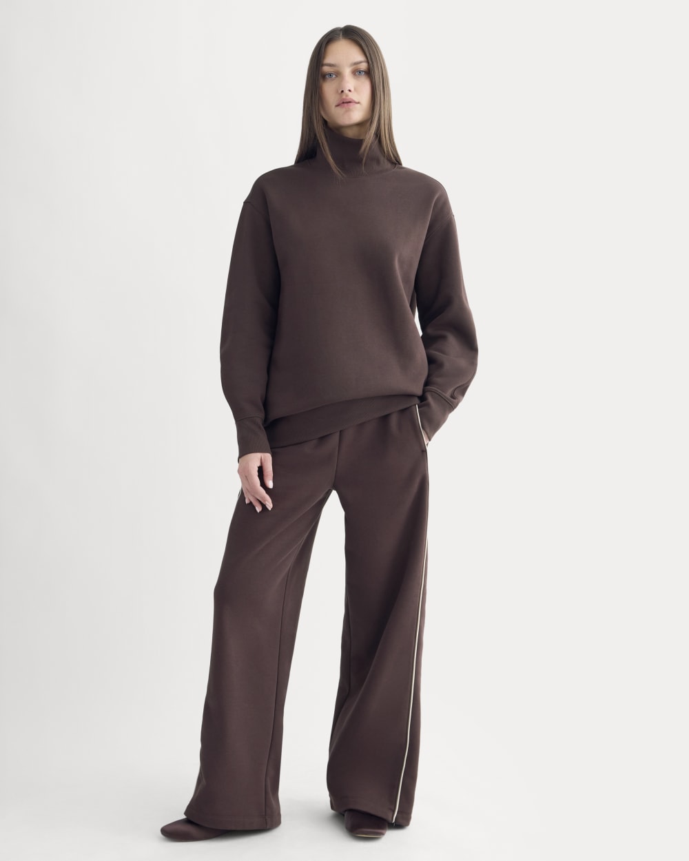 Luxe Fleece Turtleneck | Dark Chocolate