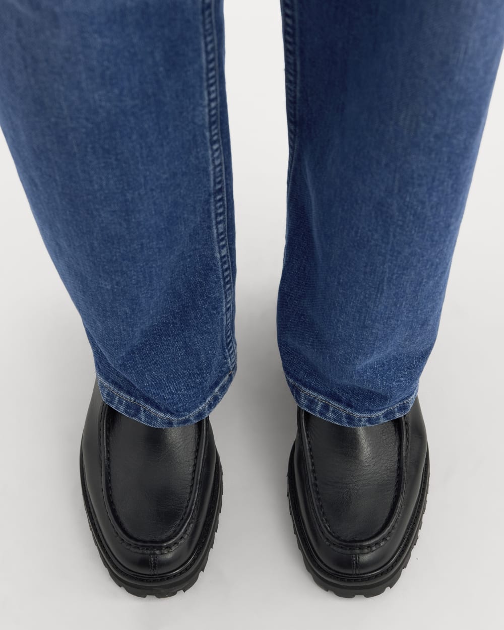 Leather Lug Chukka | Black