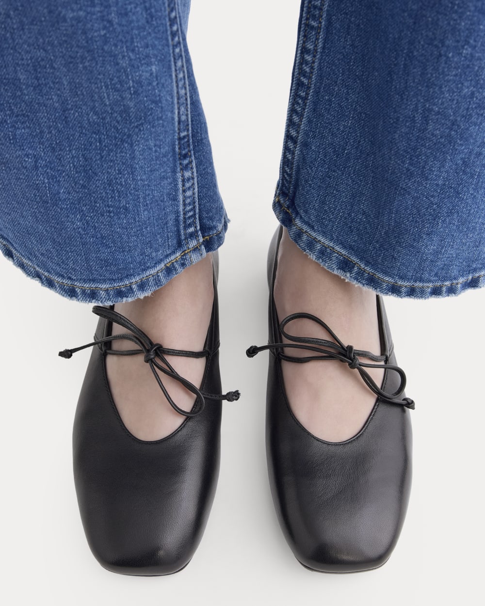 Leather Keyhole Flat | Black