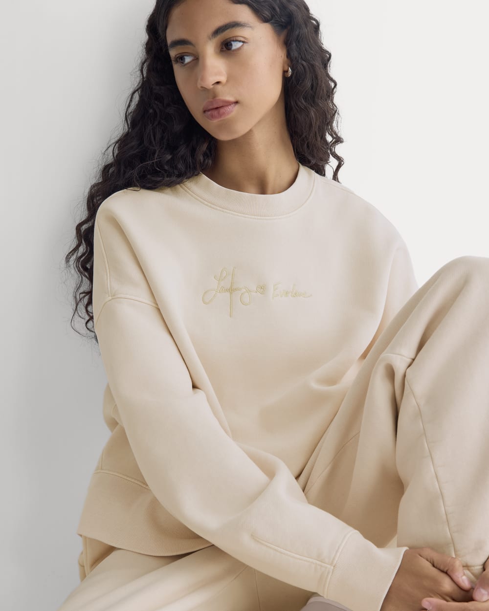 Everlane x The Laufey Foundation Cropped Sweatshirt | Pale Peony